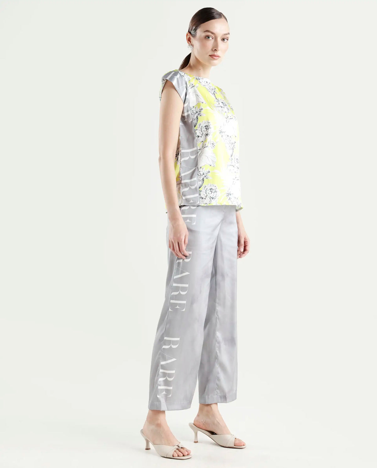 Rareism Women's Kanadio-B Light Grey Polyester Floral Print Ankle Length Straight Fit Trouser