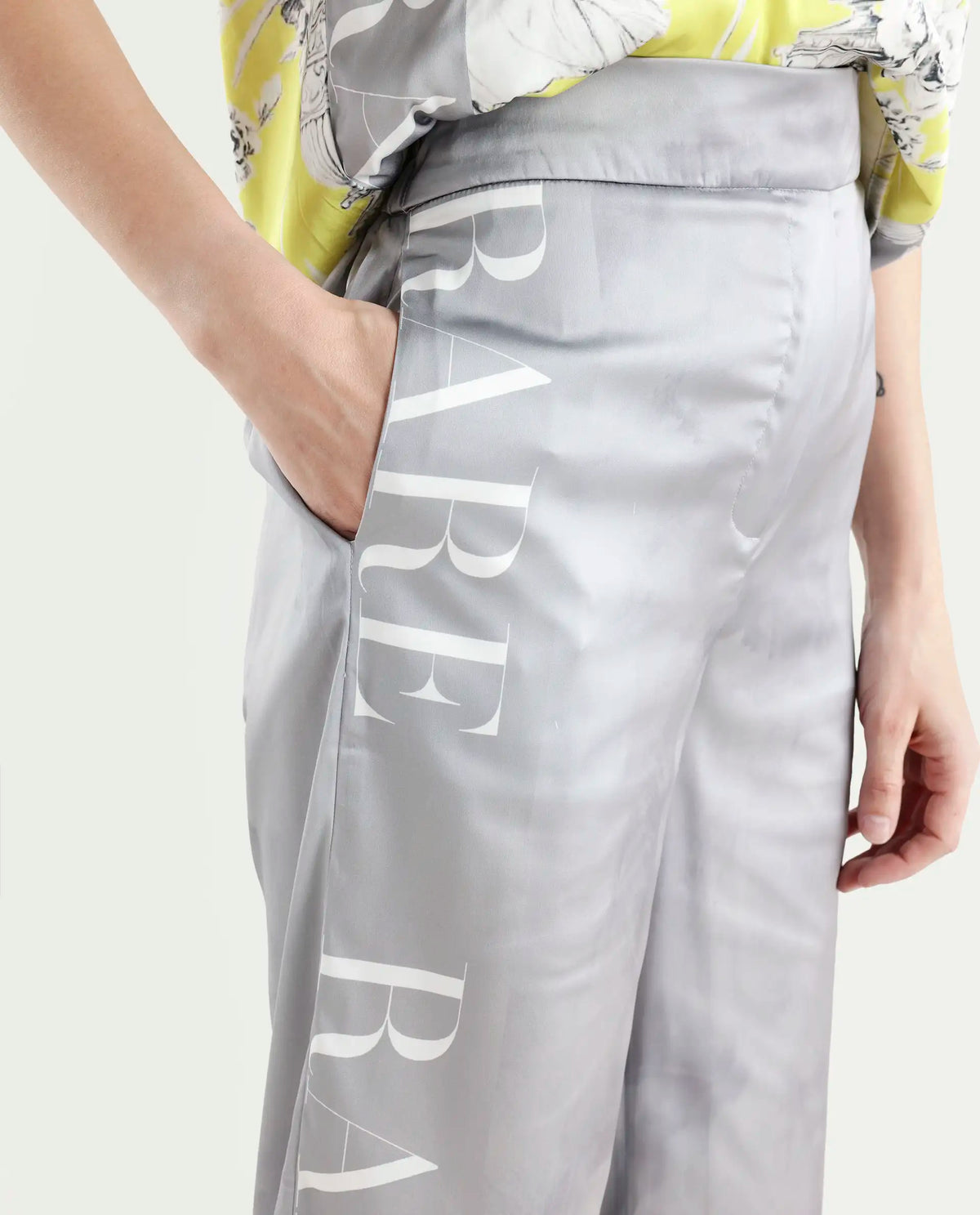 Rareism Women's Kanadio-B Light Grey Polyester Floral Print Ankle Length Straight Fit Trouser