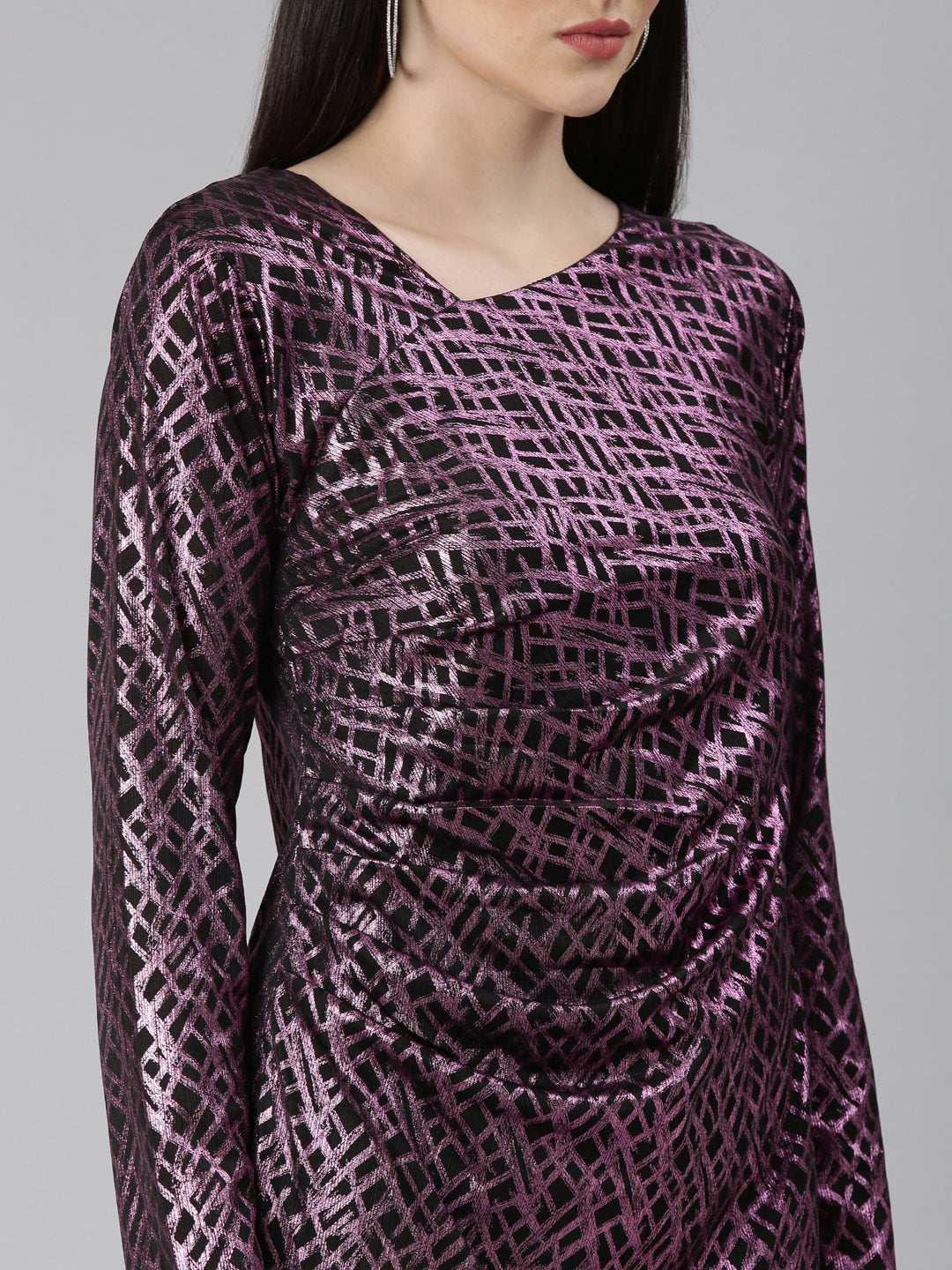 Women's Mauve Geometric Printed V-Neck Gathered Detail Fit & Flare Maxi Dress