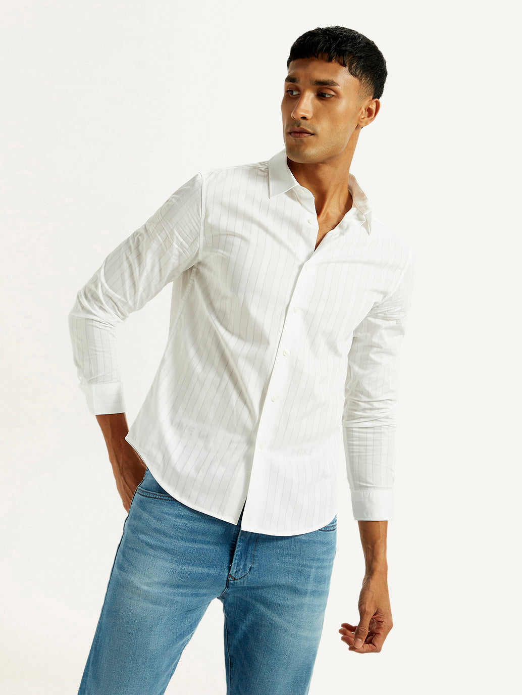 Men's Redloop Striped White Slim Fit Shirt