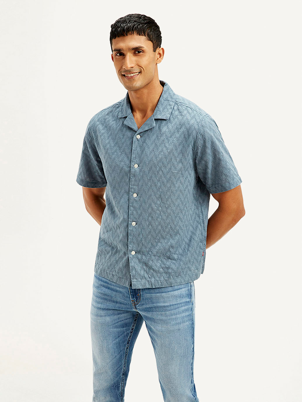 Men's Resort Collar Chevron Relaxed Fit Shirt