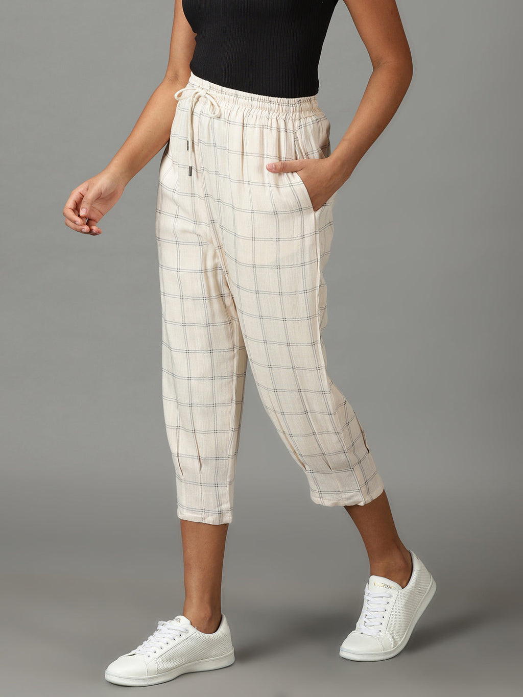 Women's Cream Checked High-Rise Relaxed Straight Fit Linen Regular Trousers