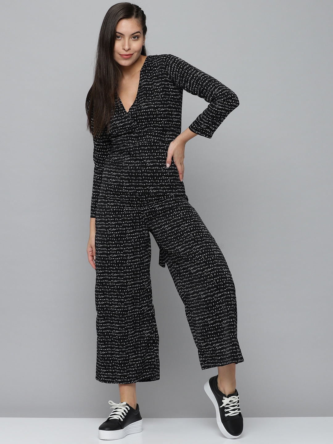 Women's Black Printed V-Neck Long Sleeves Basic Jumpsuit