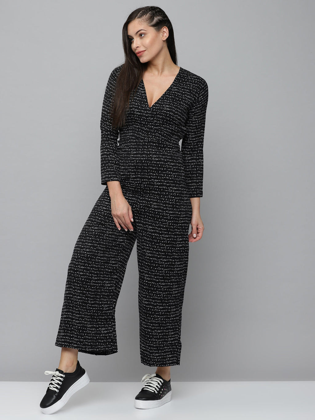 Women's Black Printed V-Neck Long Sleeves Basic Jumpsuit