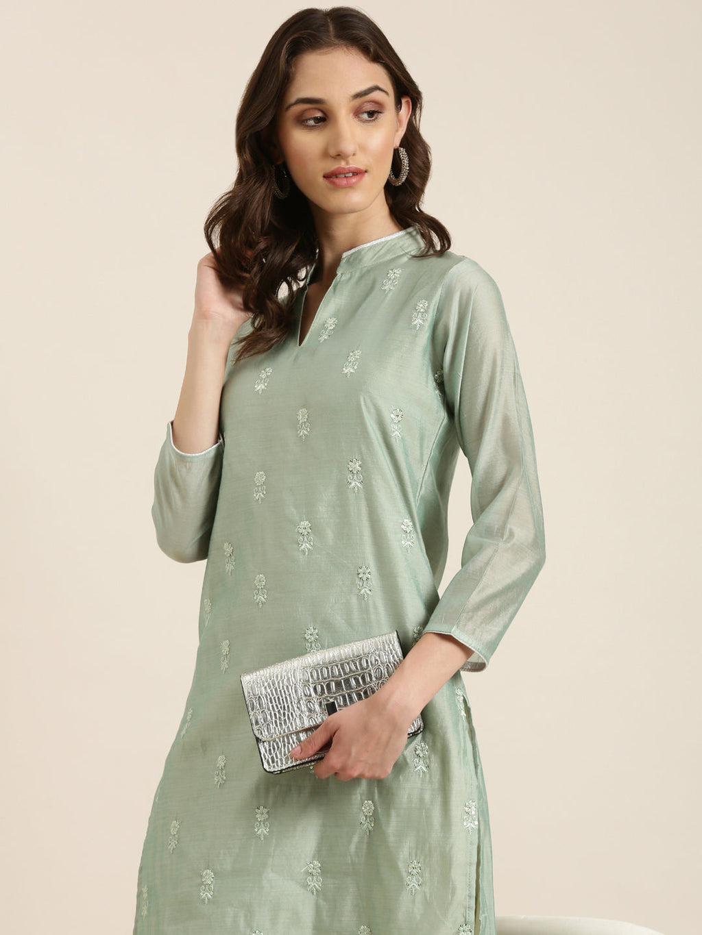 Women's Sea Green Floral Embroidered Mandarin Collar Cotton Silk Straight Kurta