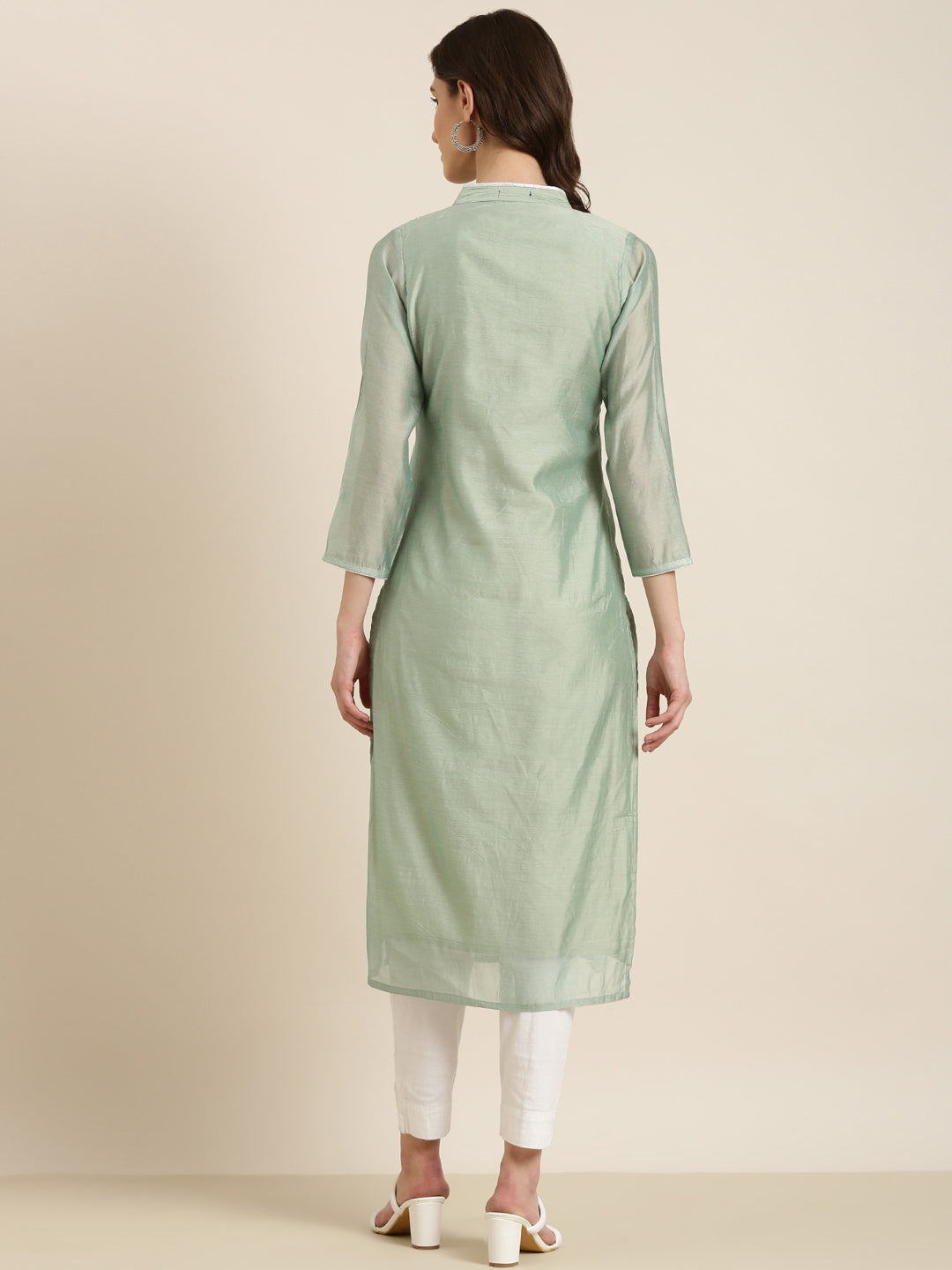 Women's Sea Green Floral Embroidered Mandarin Collar Cotton Silk Straight Kurta