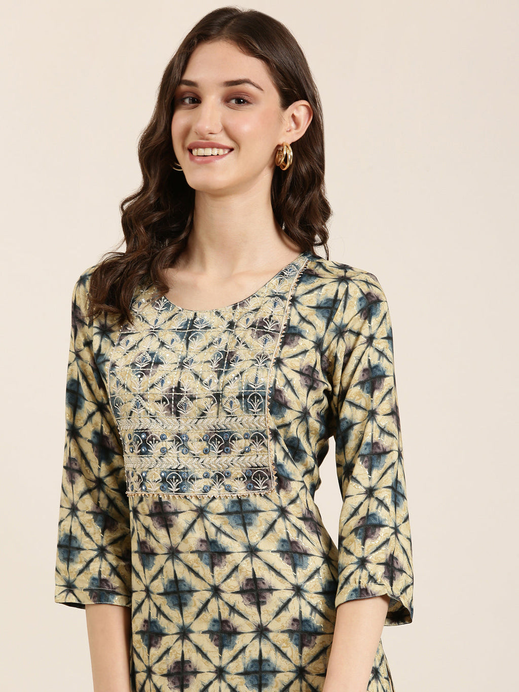 Women's Beige Tie & Dyed Thread Work Straight Kurta