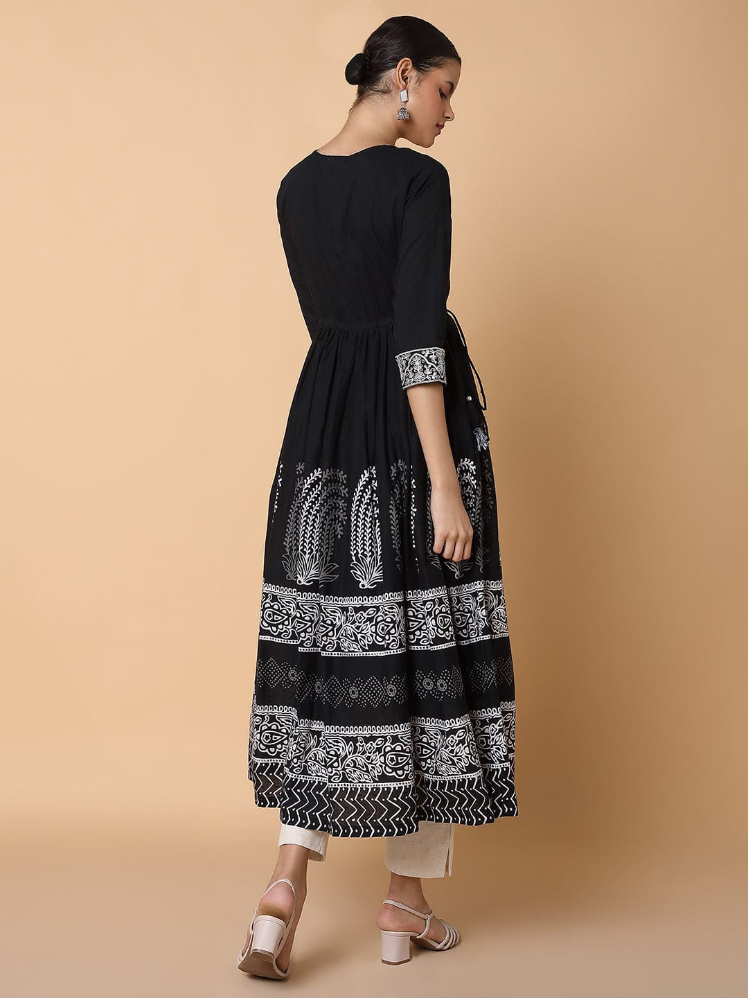 Women's Solid Black Anarkali Kurta
