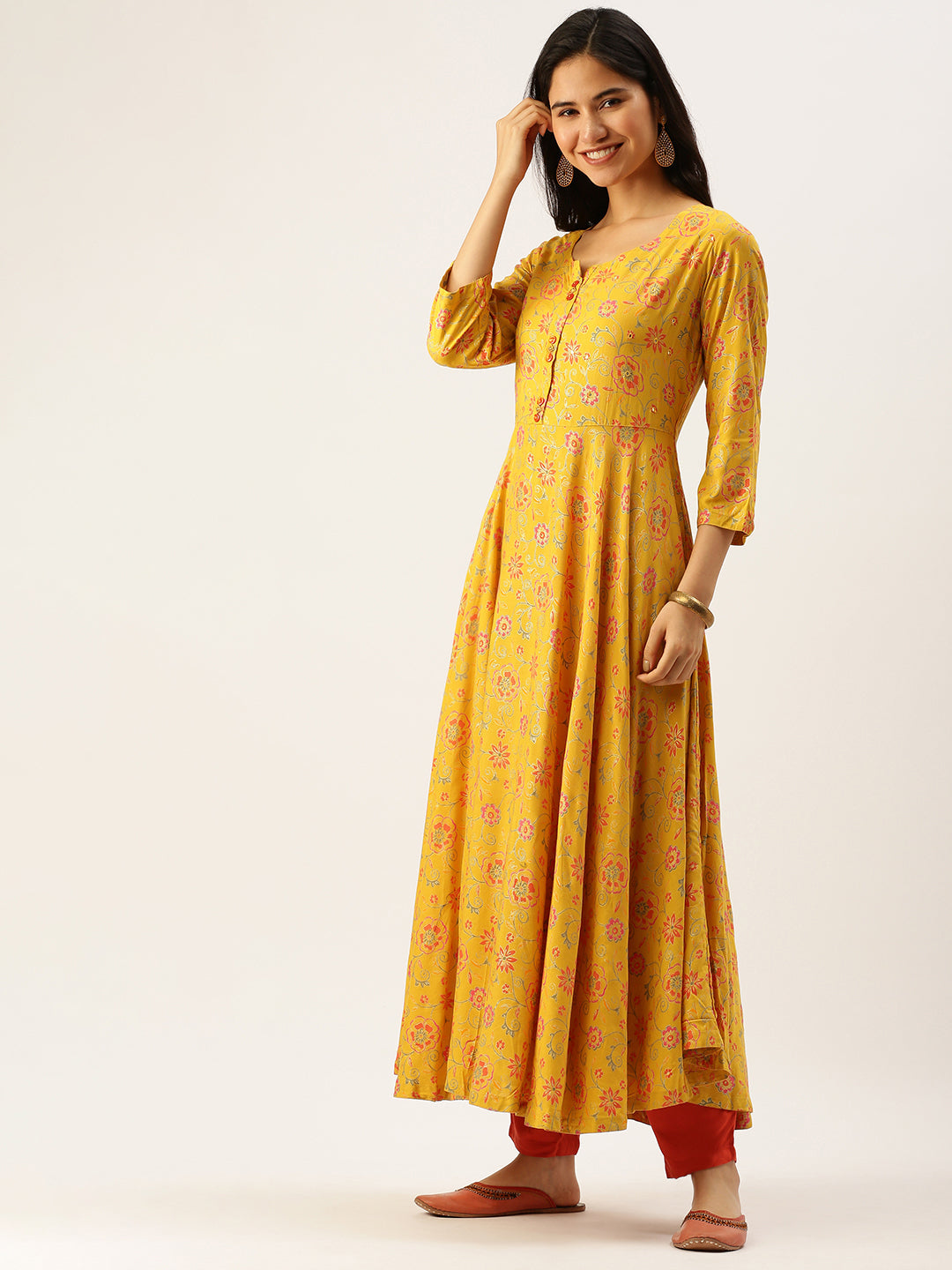 Women's Yellow Floral Thread Work Anarkali Kurta