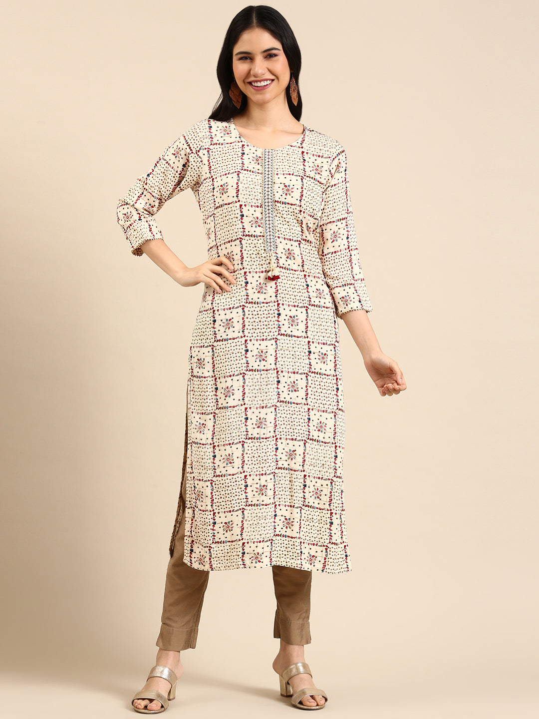 Women's Cream Printed Thread Work Kurta