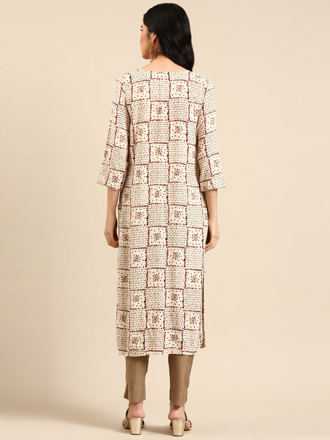 Women's Cream Printed Thread Work Kurta