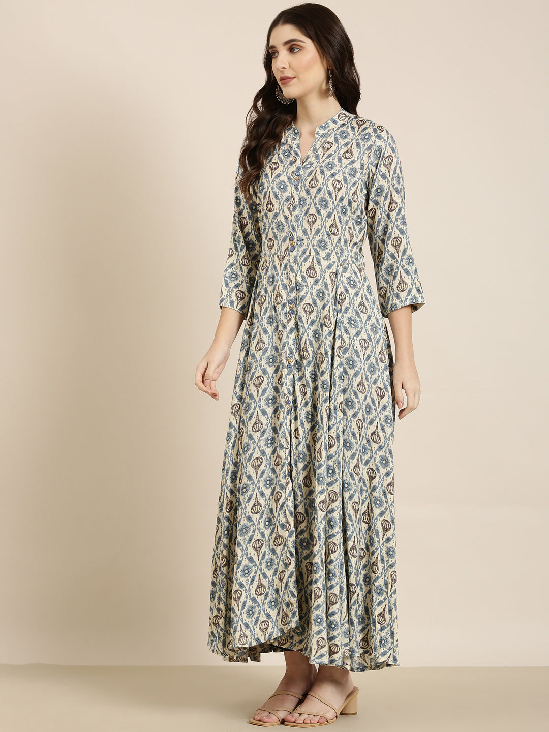 Women's Cream Ethnic Motifs Printed Mandarin Collar Anarkali Kurta