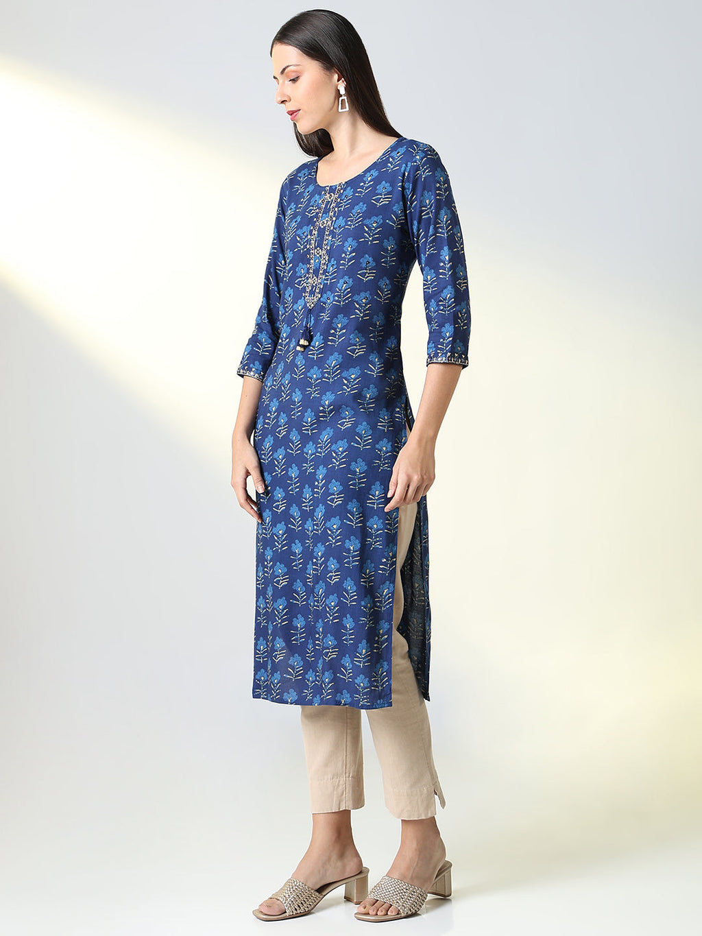 Women's Blue Ethnic Motifs Straight Kurta