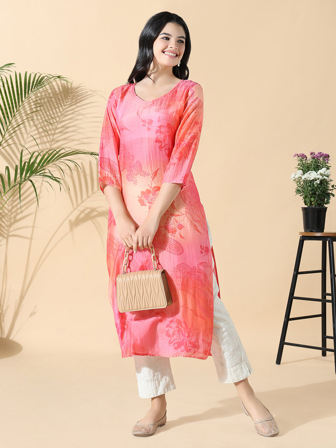Women's Pink Floral Cotton Straight Kurta
