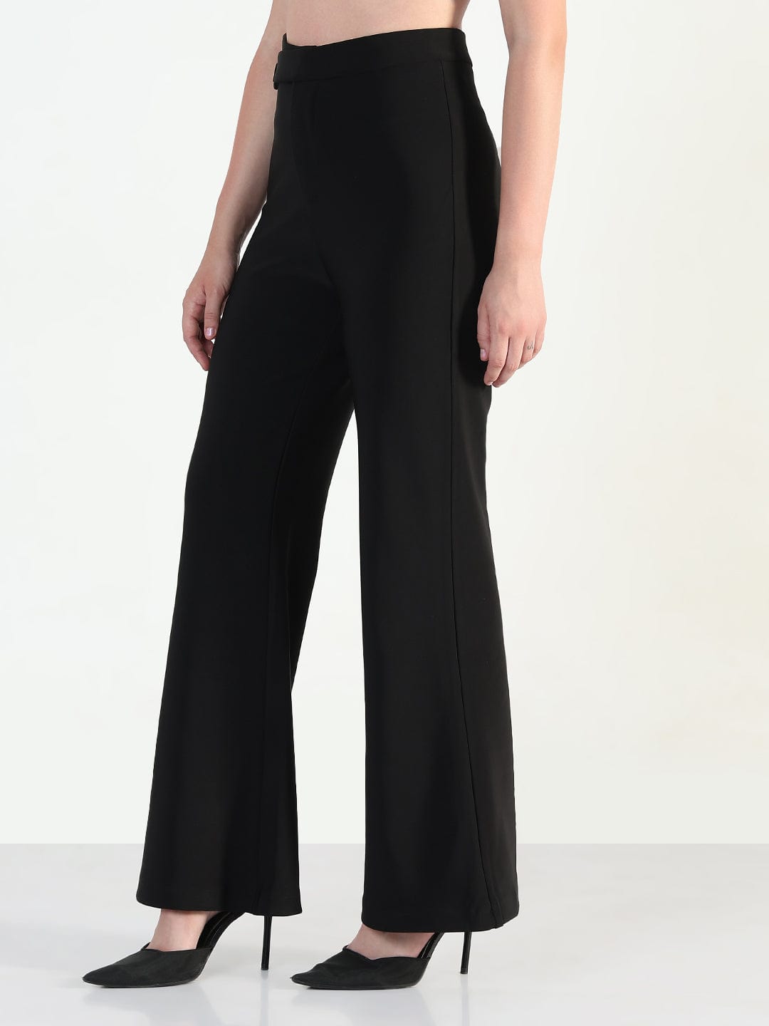Women's Black Relaxed Fit Wide Leg Trousers