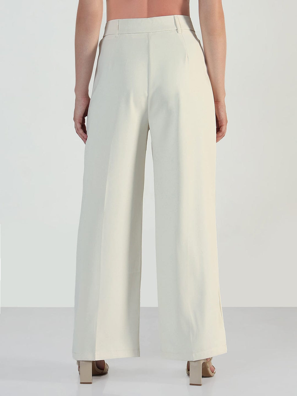 Women's Off White Relaxed Fit Trousers
