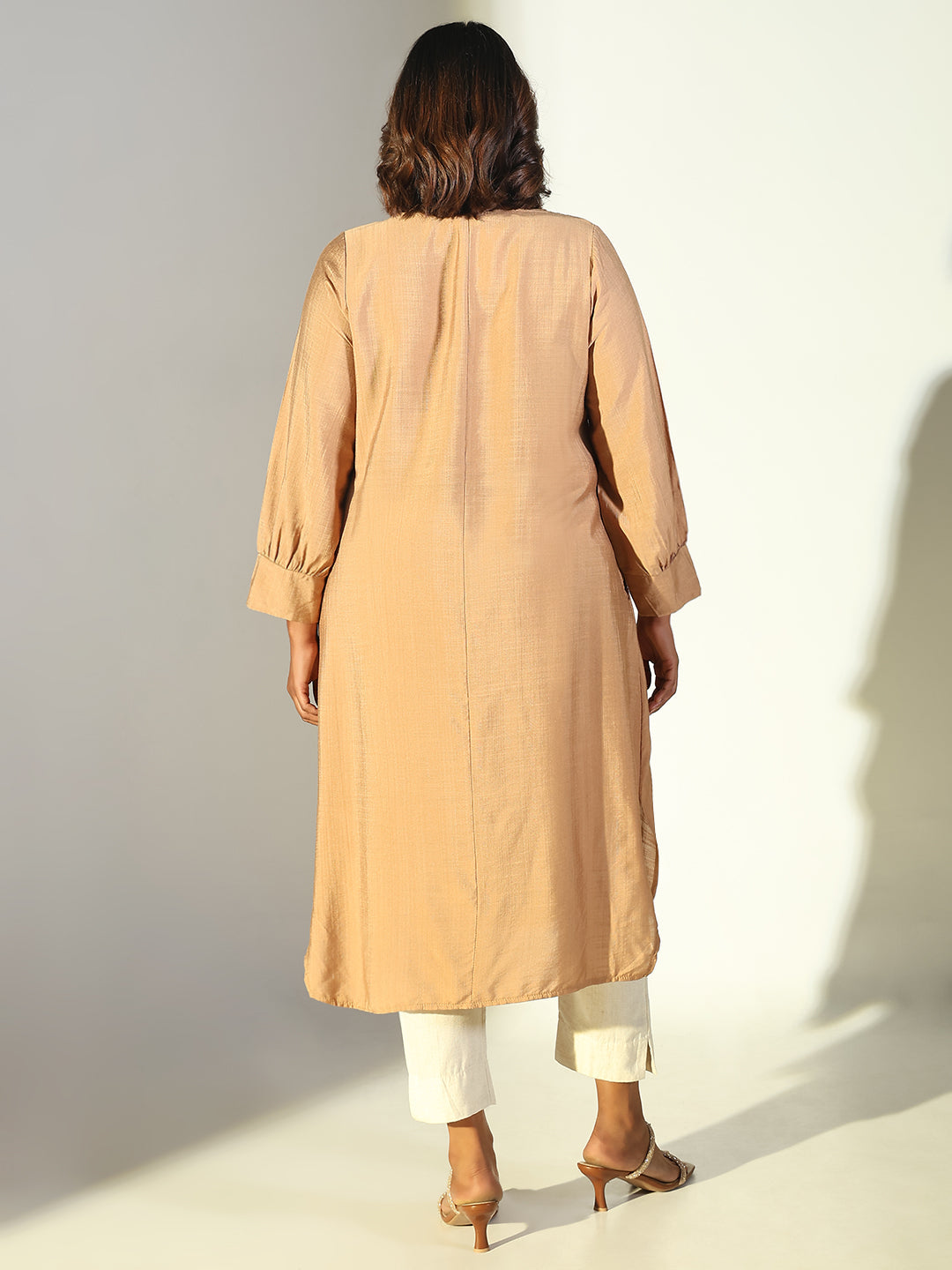 Women's Beige Solid Straight Kurta