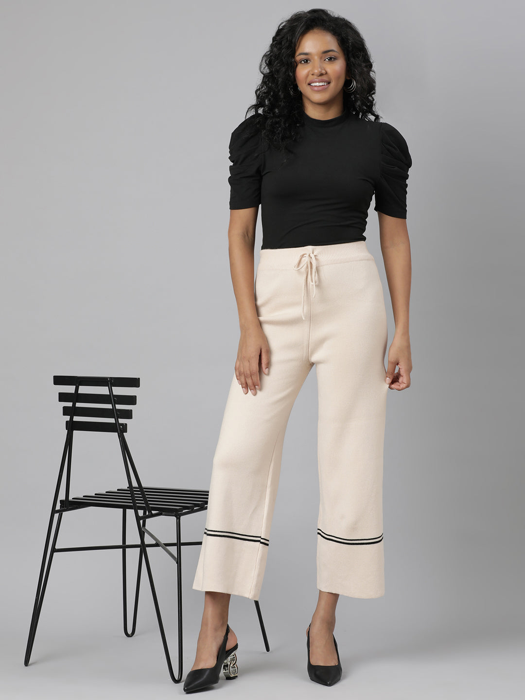 Women's Beige Relaxed Straight Fit Cropped Cotton Parallel Trouser