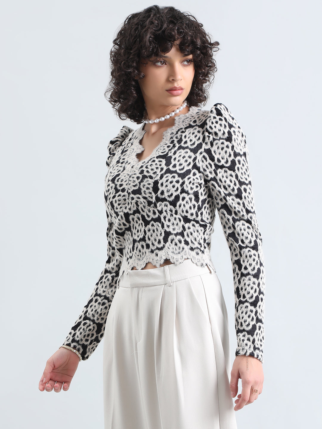 Women's Textured Floral Cream Short Lace Top