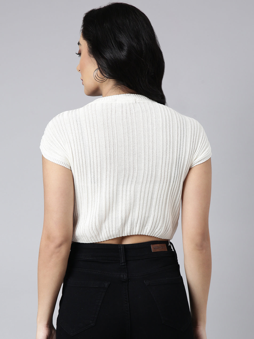 Women's Off White Self Design Fitted Crop Top