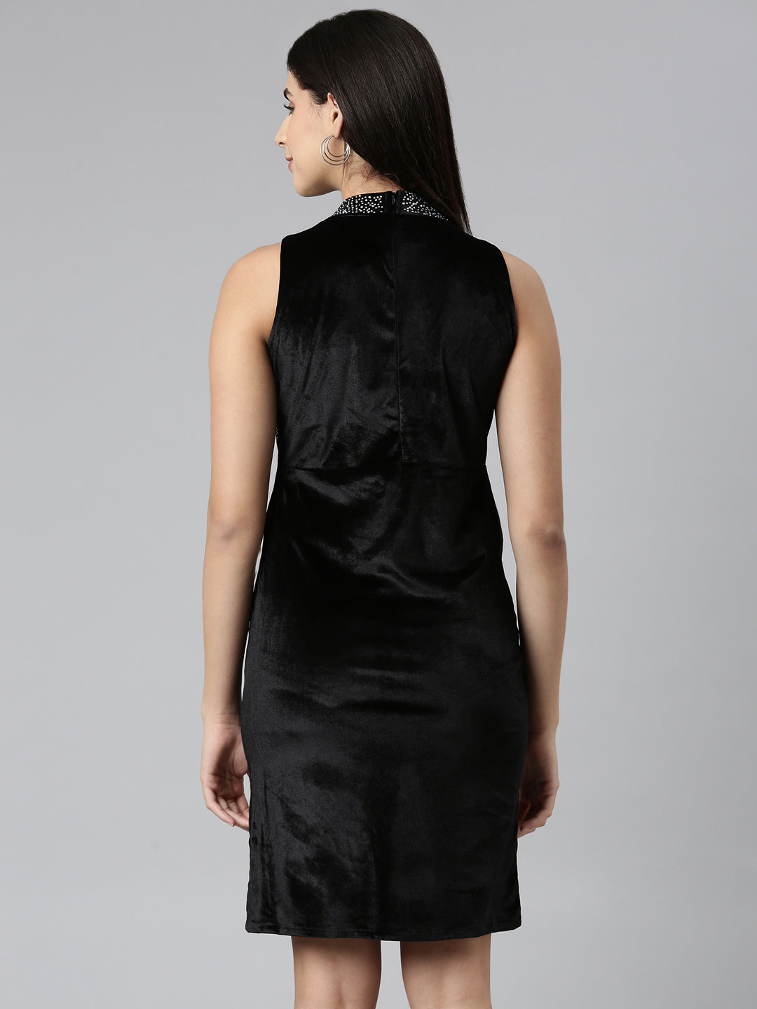 Women's Black High Neck Velvet Sheath Dress