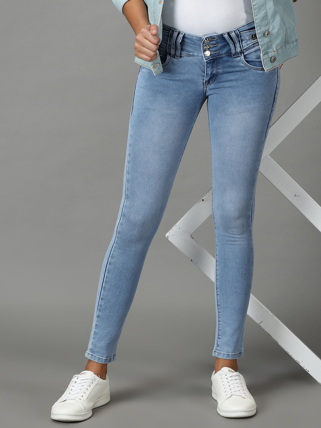 Women's Blue Slim Fit Light Fade Cotton Stretchable Jeans