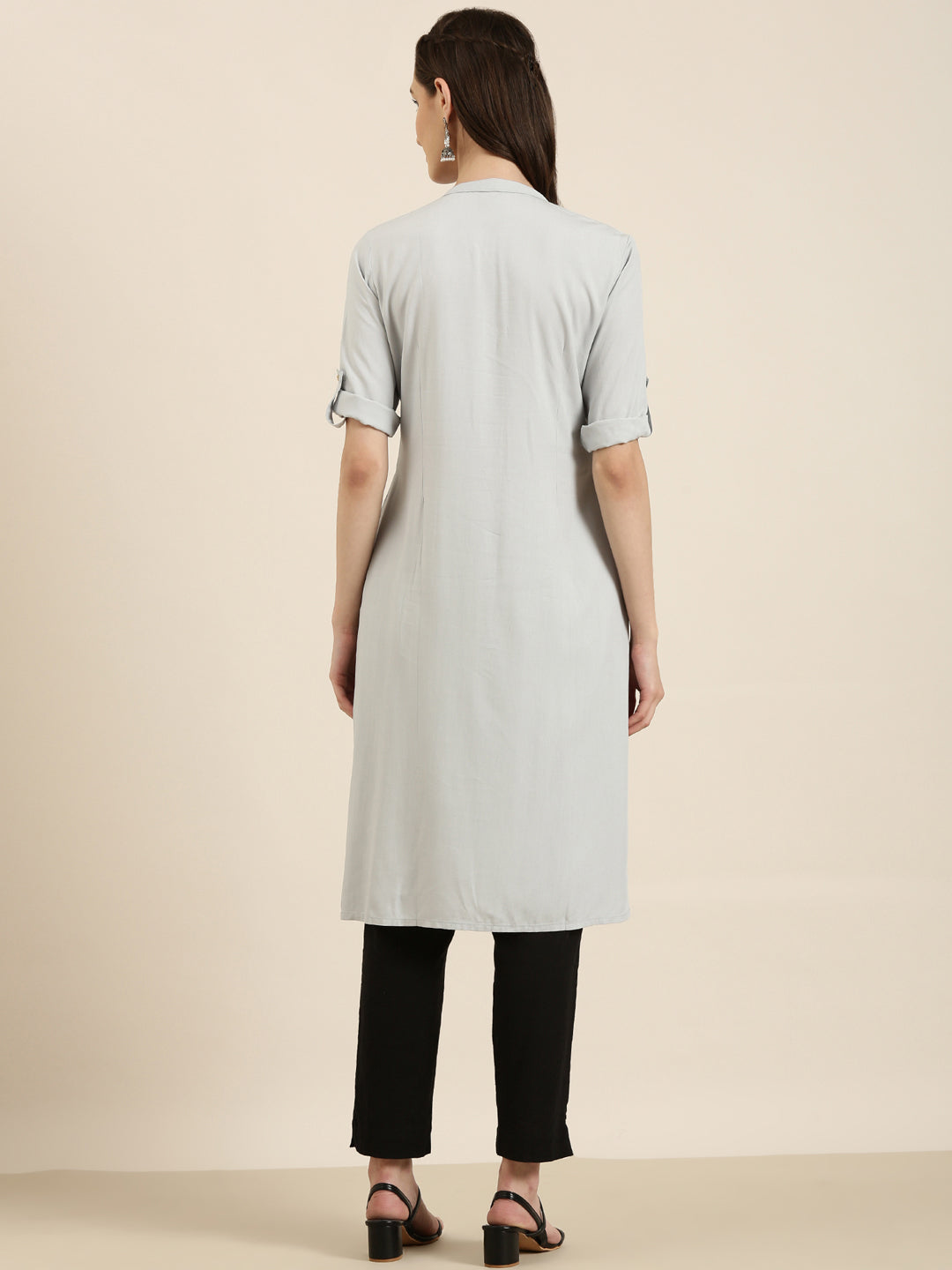 Women's Grey Solid Straight Kurta