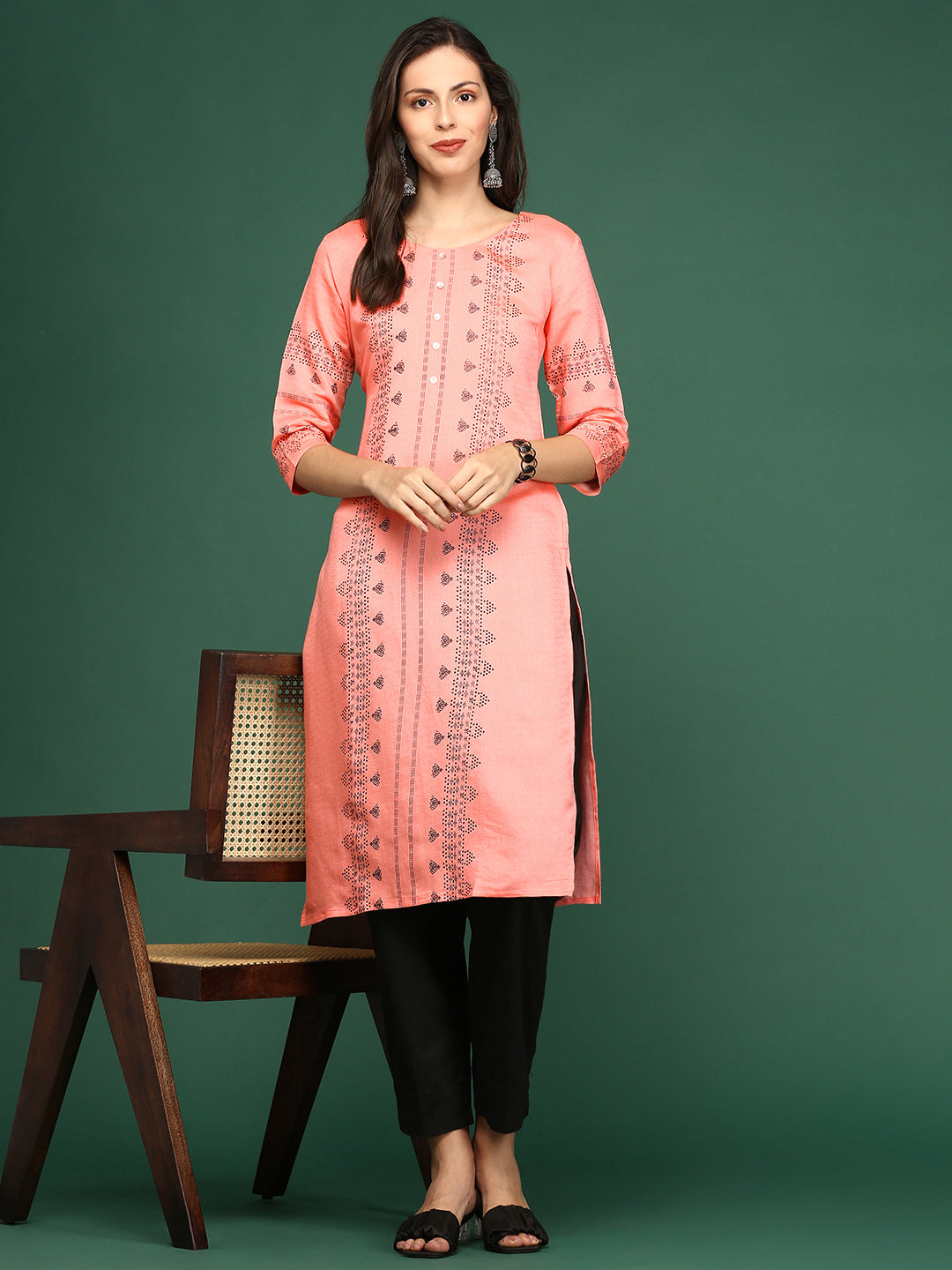 Women's Peach Geometric Printed Straight Kurta