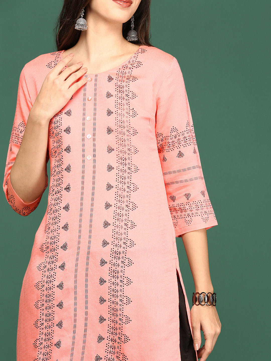 Women's Peach Geometric Printed Straight Kurta