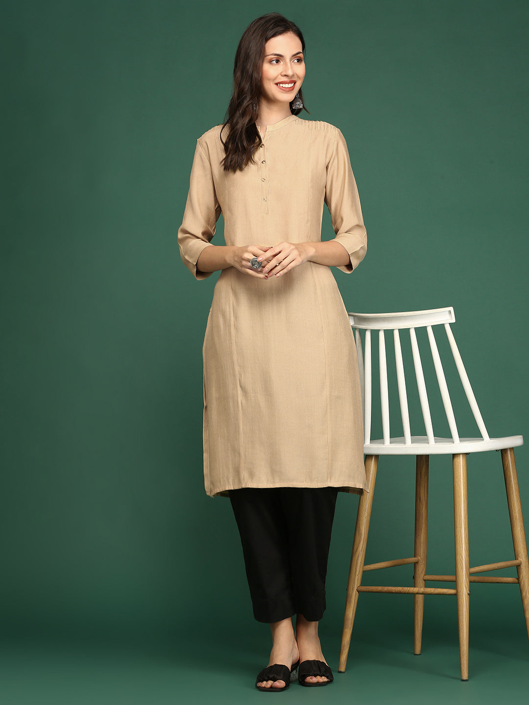 Women's Beige Mandarin Collar Straight Kurta