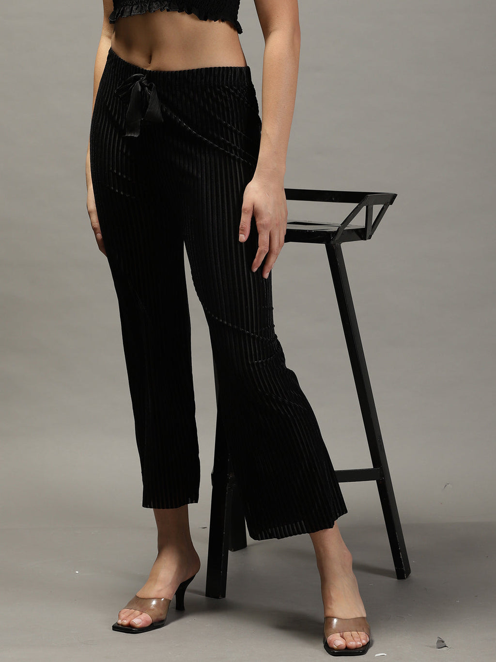 Women's Black Relaxed Straight Fit Parallel Trousers