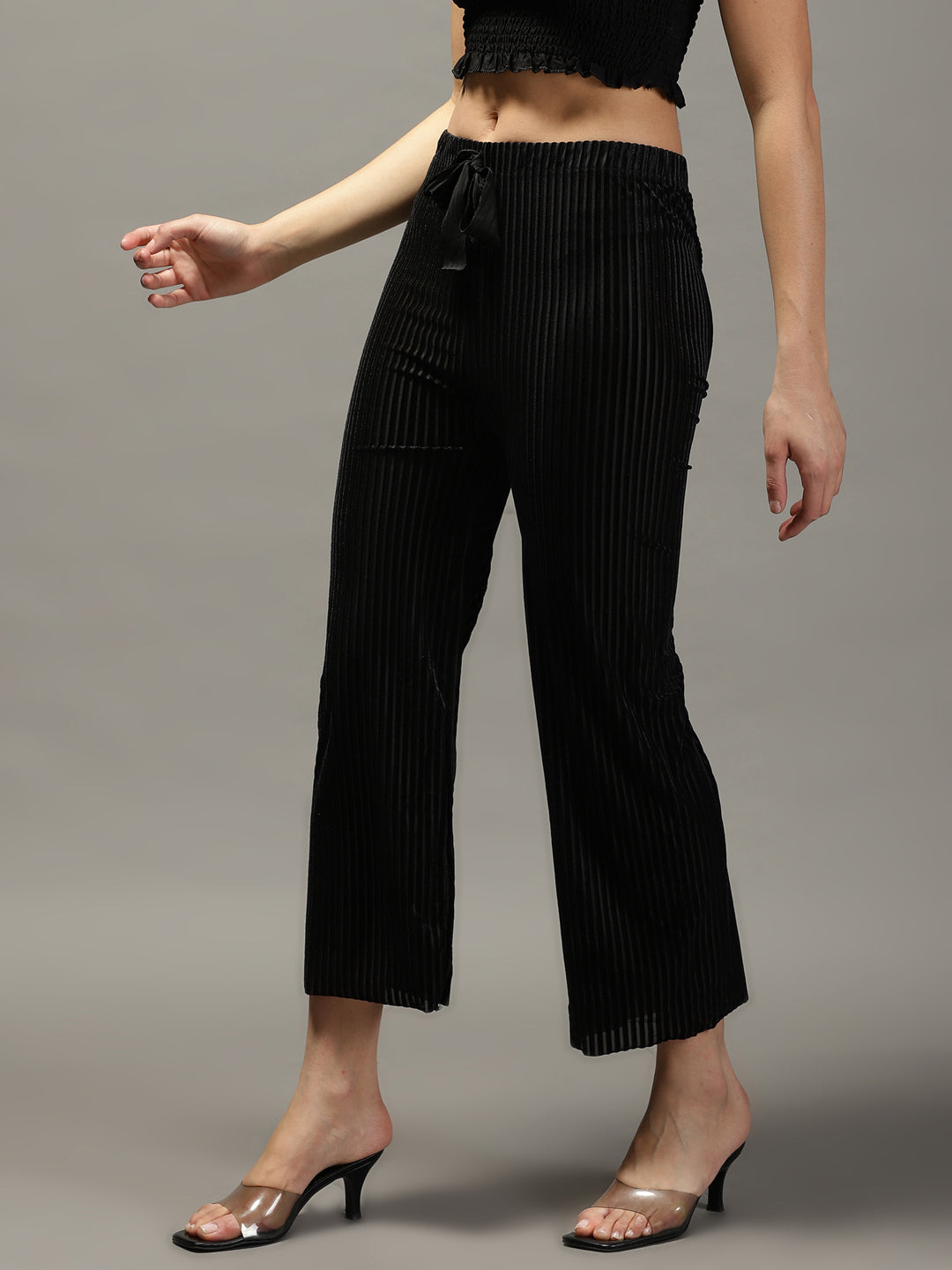 Women's Black Relaxed Straight Fit Parallel Trousers