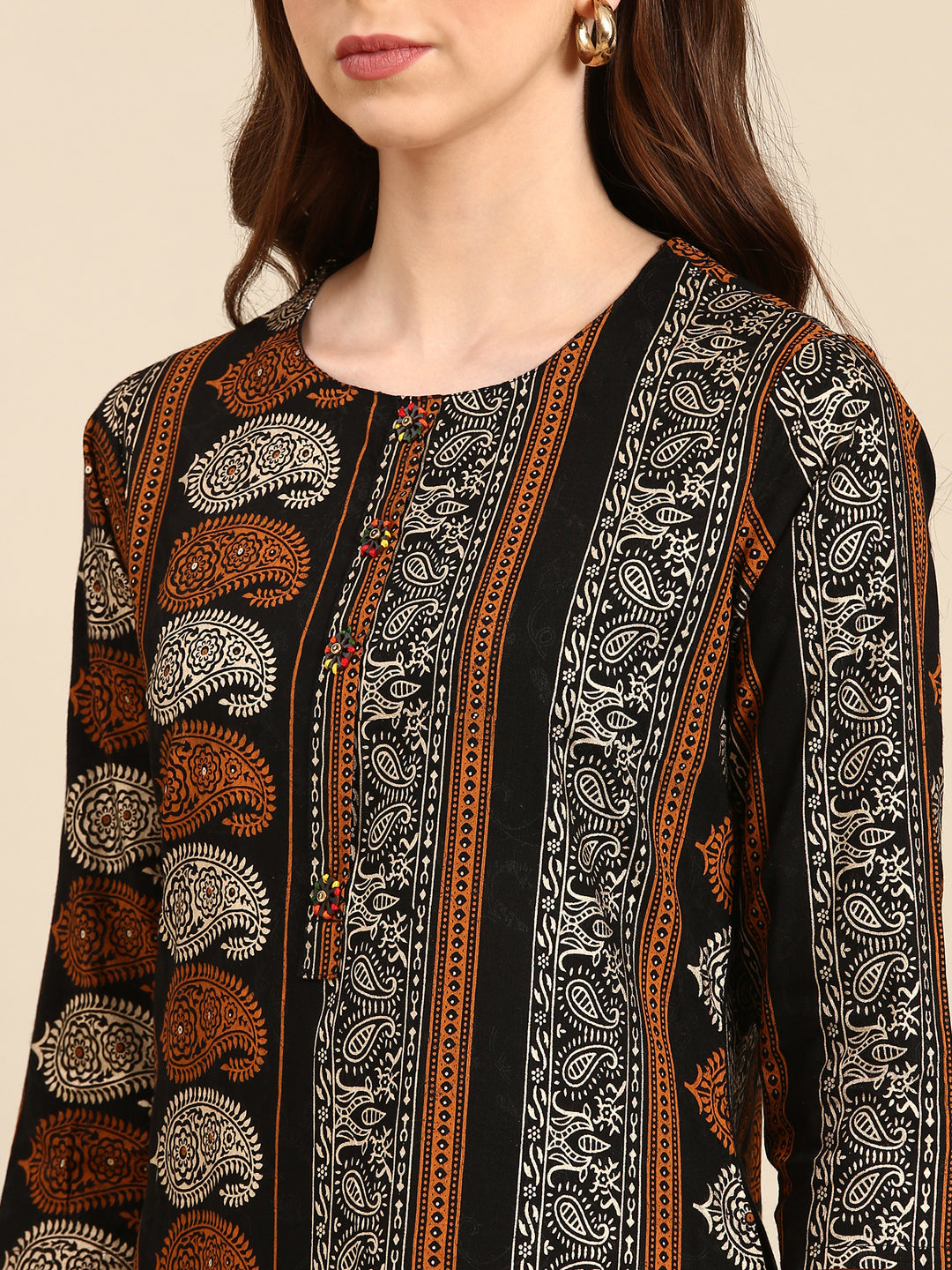 Women's Black Calf Length Ethnic Motifs Printed Straight Kurta