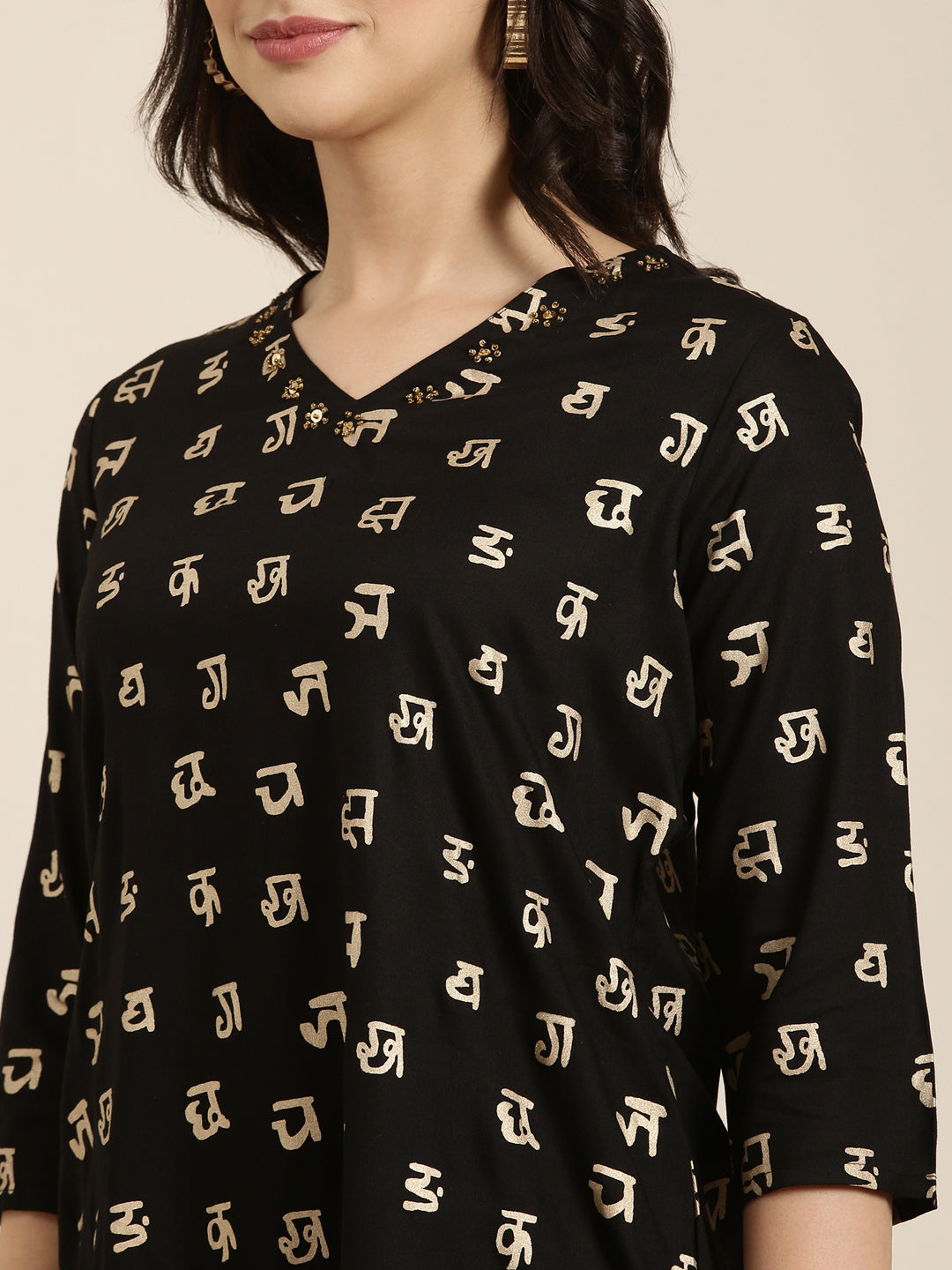Women's Straight Black Ethnic Motifs Kurta