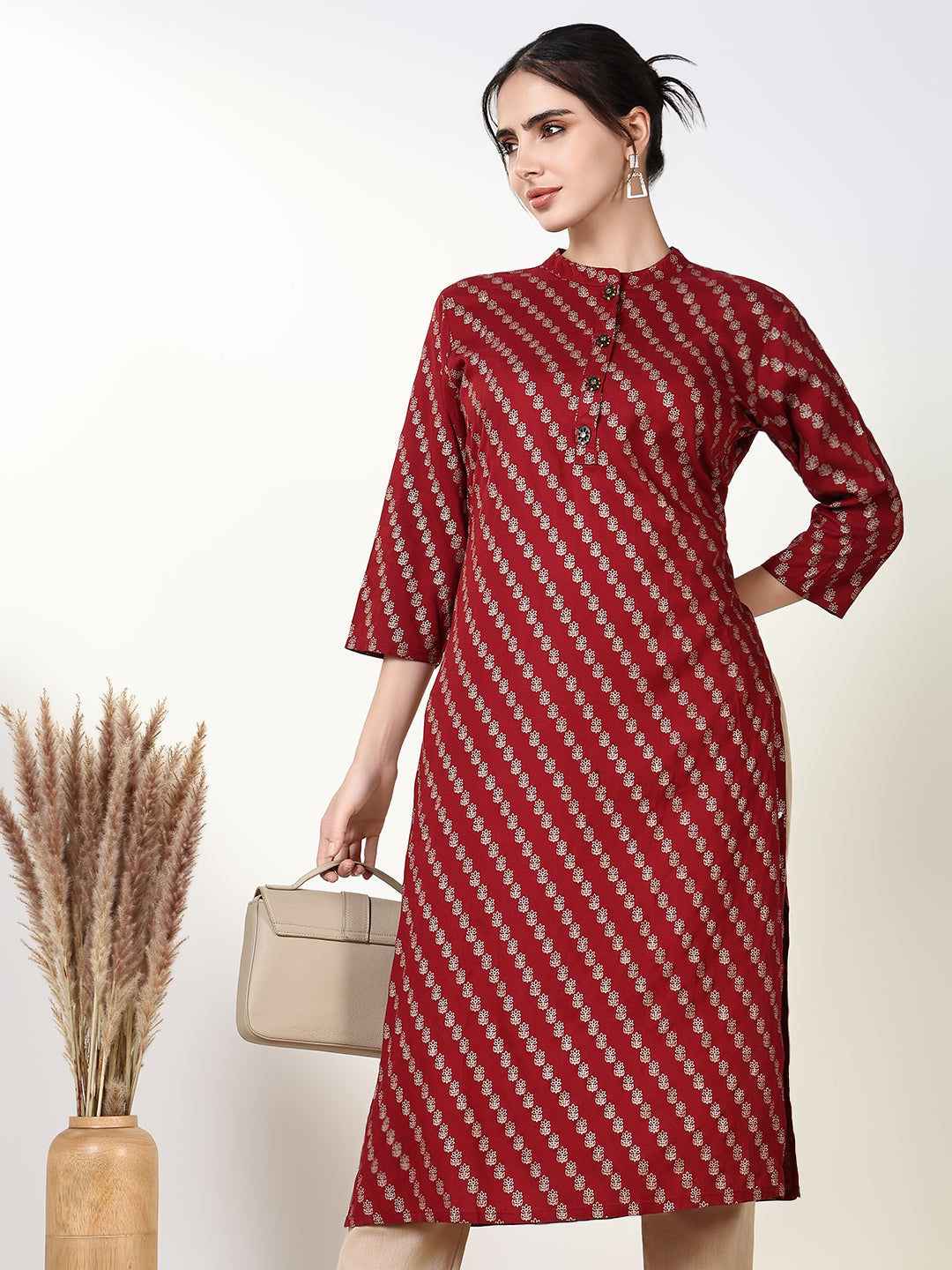 Women's Maroon Graphic Straight Kurta