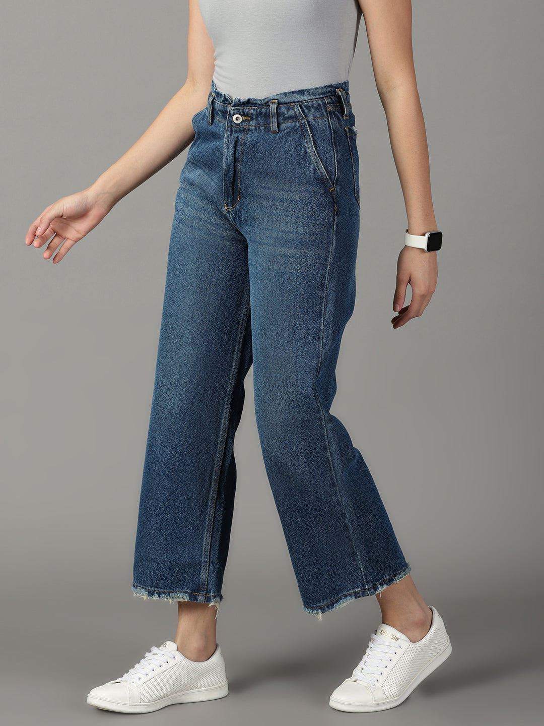 Women's Blue Wide Leg High-Rise Mildly Distressed Light Fade Acid Wash Stretchable Jeans