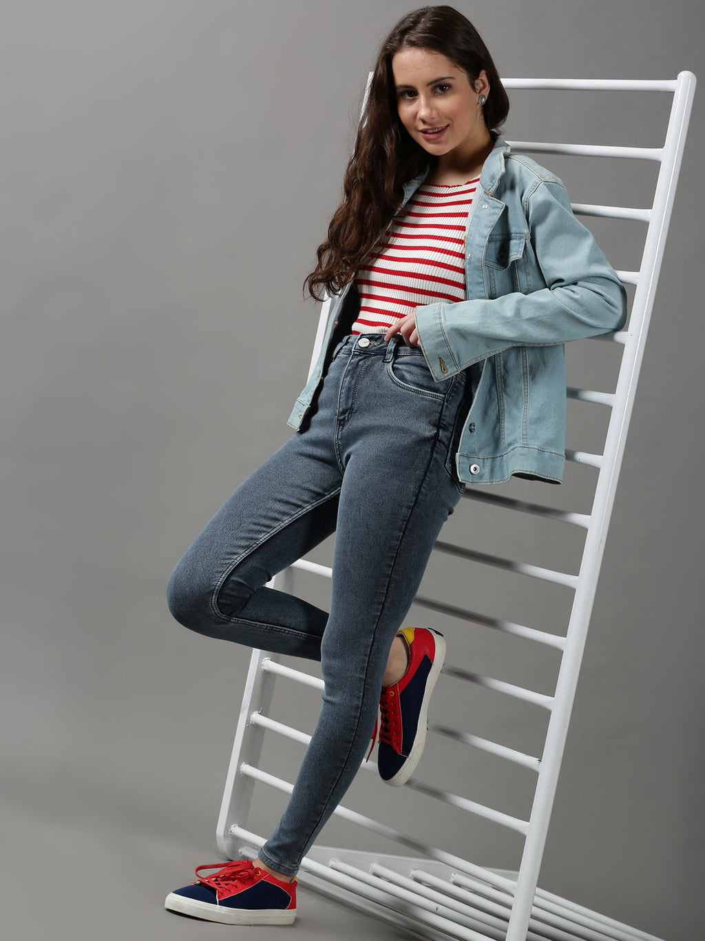 Women's Grey Skinny Fit Stretchable Denim Jeans