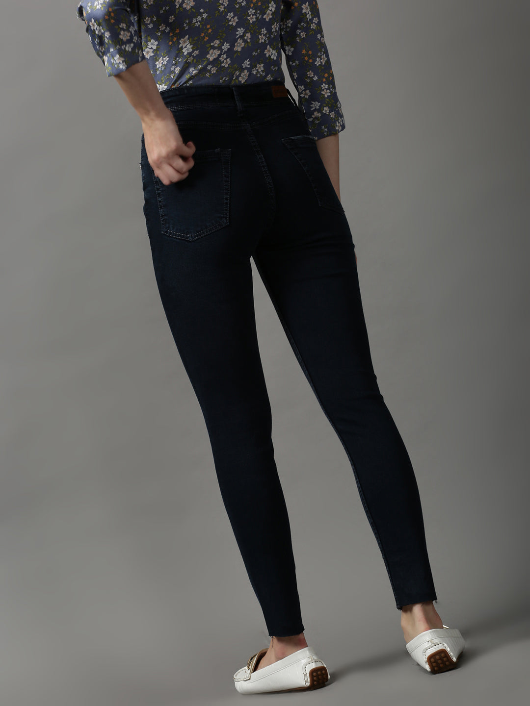 Women's Navy Blue Slim Fit Stretchable Jeans