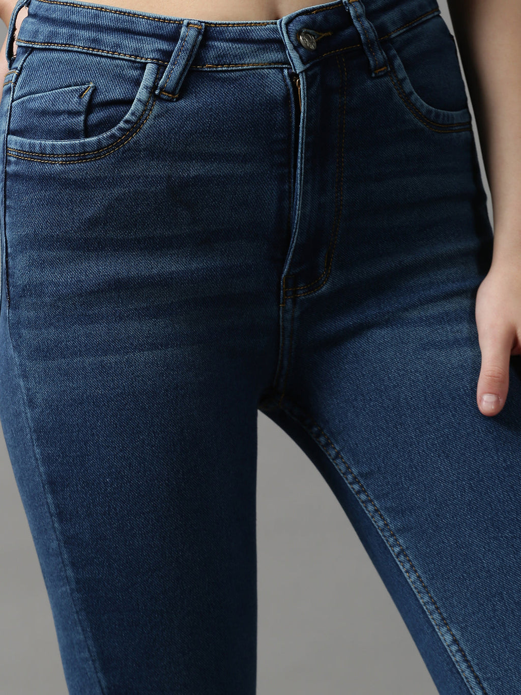 Women's Blue Skinny Fit Light Fade Stretchable Denim Jeans