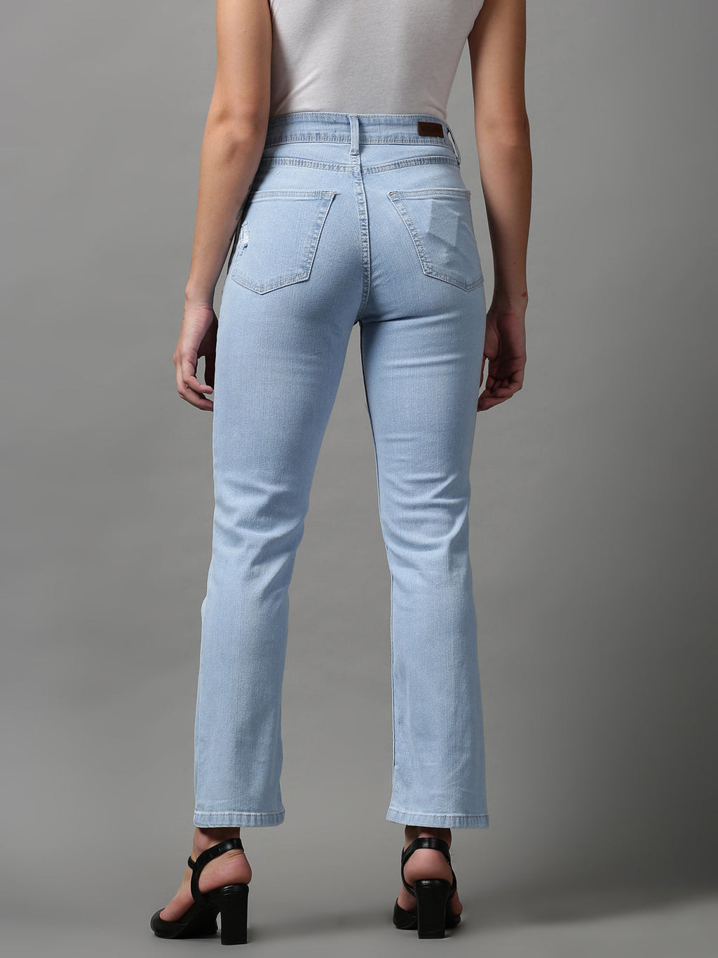 Women's Blue Mildly Distressed Light Fade Stretchable Denim Jeans
