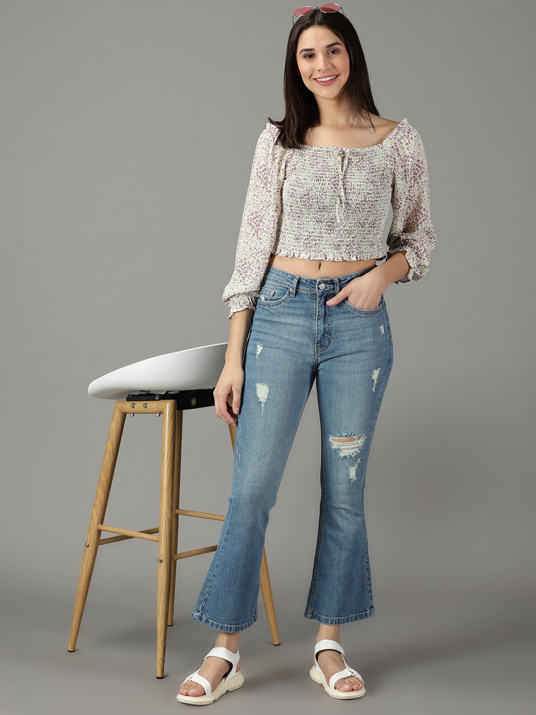 Women's Blue Bootcut Mildly Distressed Light Fade Stretchable Cotton Jeans
