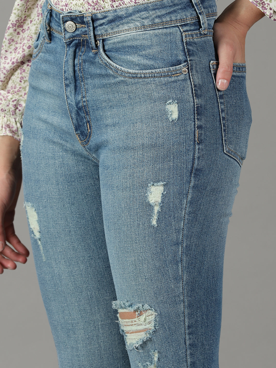 Women's Blue Bootcut Mildly Distressed Light Fade Stretchable Cotton Jeans