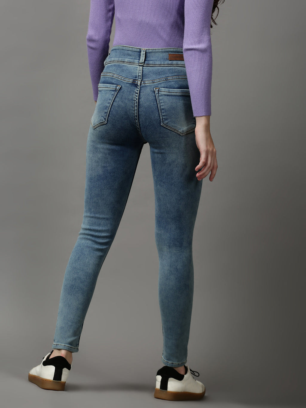 Women's Blue Skinny Fit High-Rise Light Fade Stretchable Denim Jeans