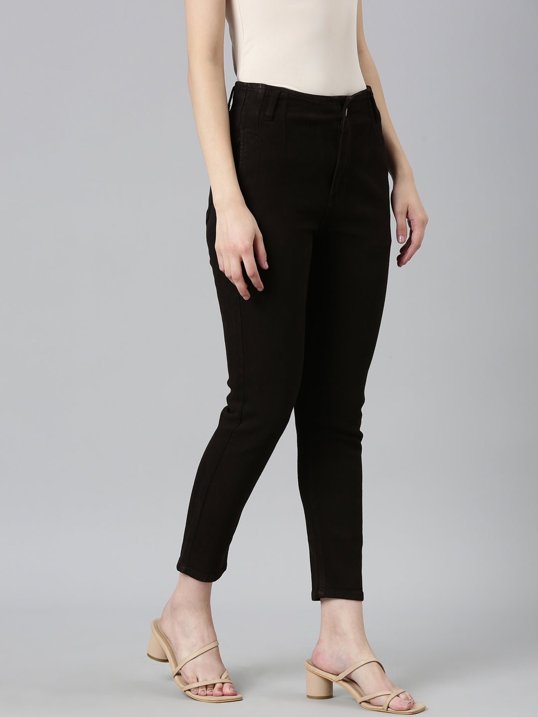 Women's Brown Slim Fit Mid-Rise Cropped Denim Jeans