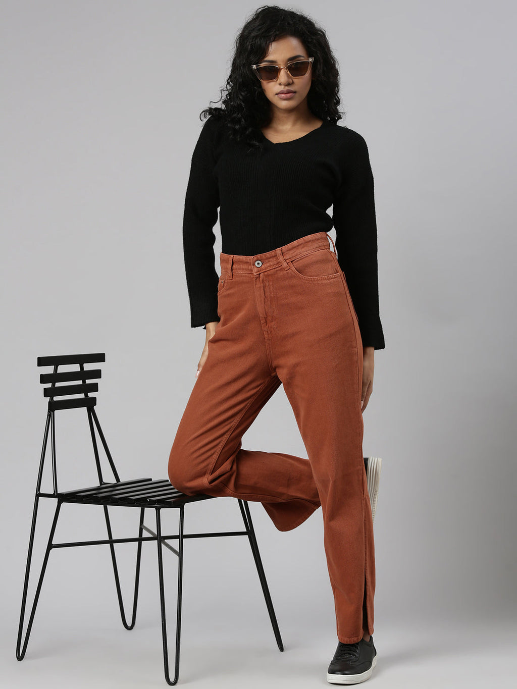 Women's Rust Jean Straight Fit Mid-Rise Stretchable Jeans