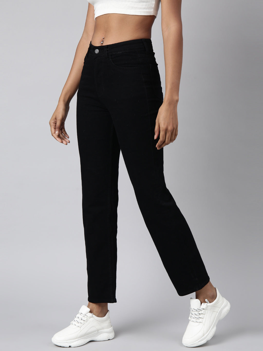 Women's Black Straight Fit Jeans