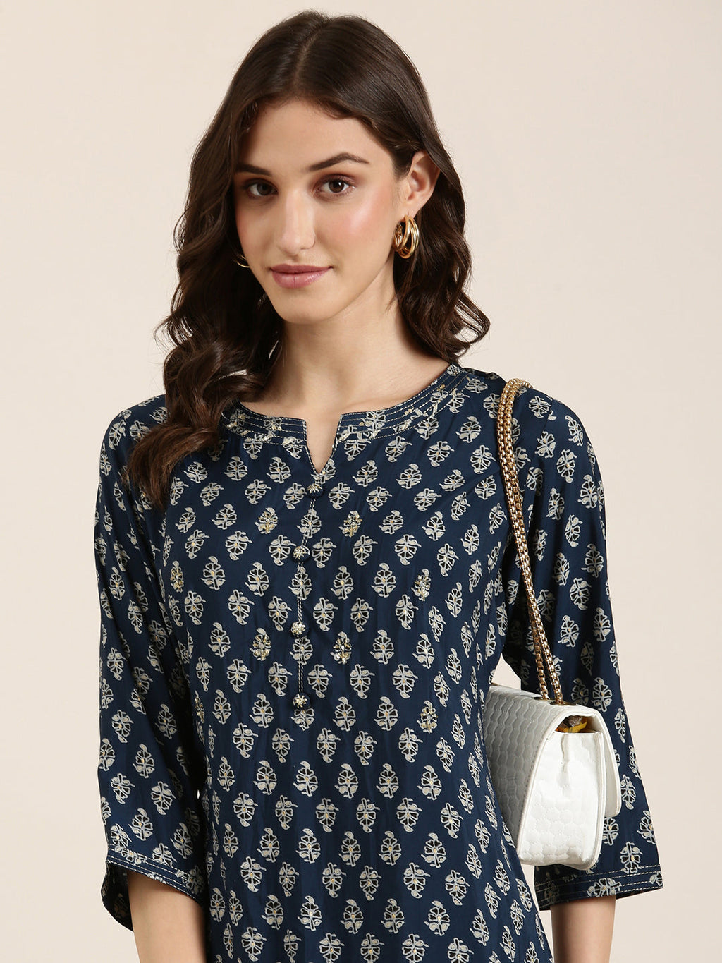 Women's Teal Ethnic Motifs Printed Straight Kurta