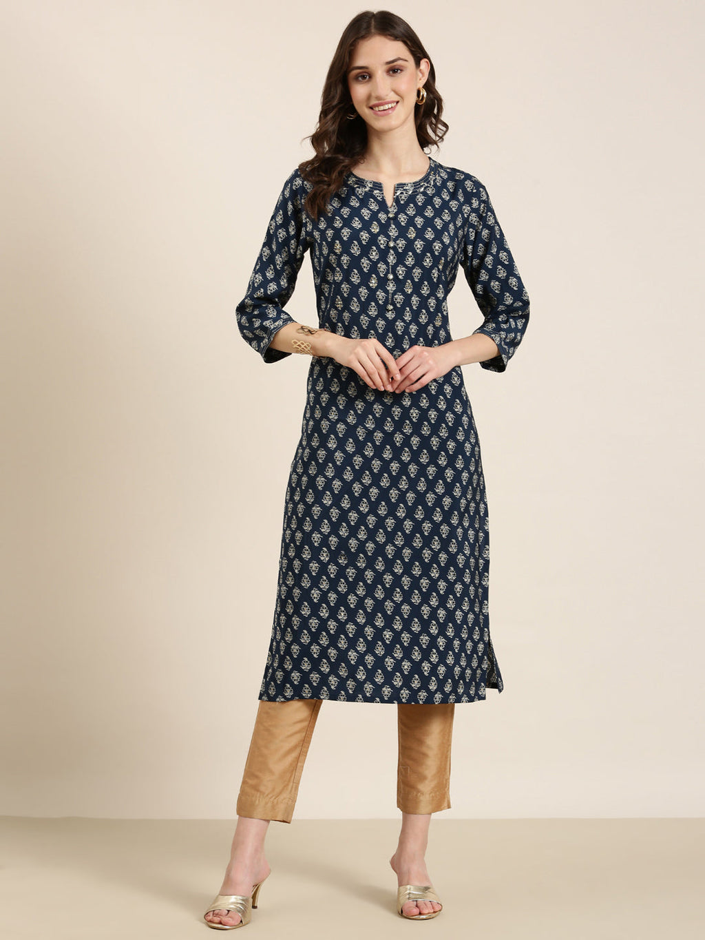 Women's Teal Ethnic Motifs Printed Straight Kurta