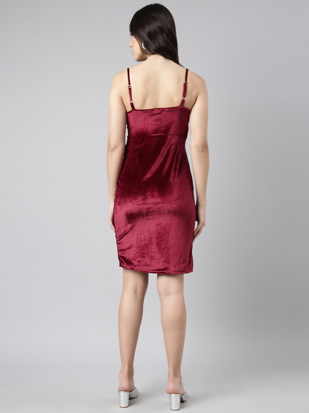Women's Maroon Knee Length Velvet Bodycon Dress