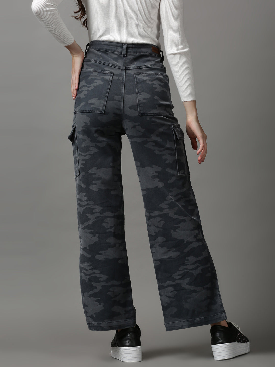 Women's Grey Clean Look Wide Leg Light Fade Stretchable Denim Jeans